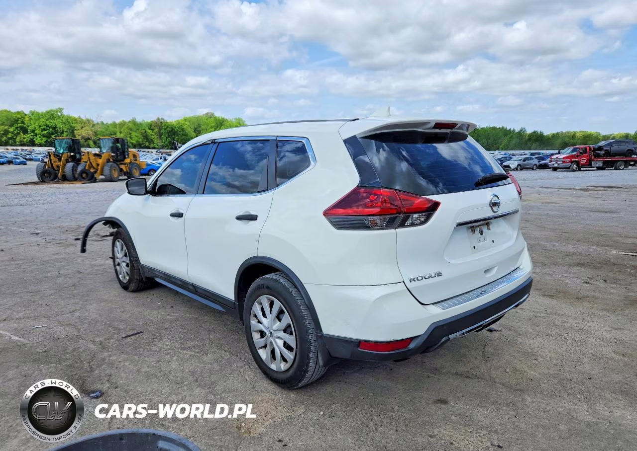 2018 Nissan Rogue S VIN:5N1AT2MT3JC713692 - 2