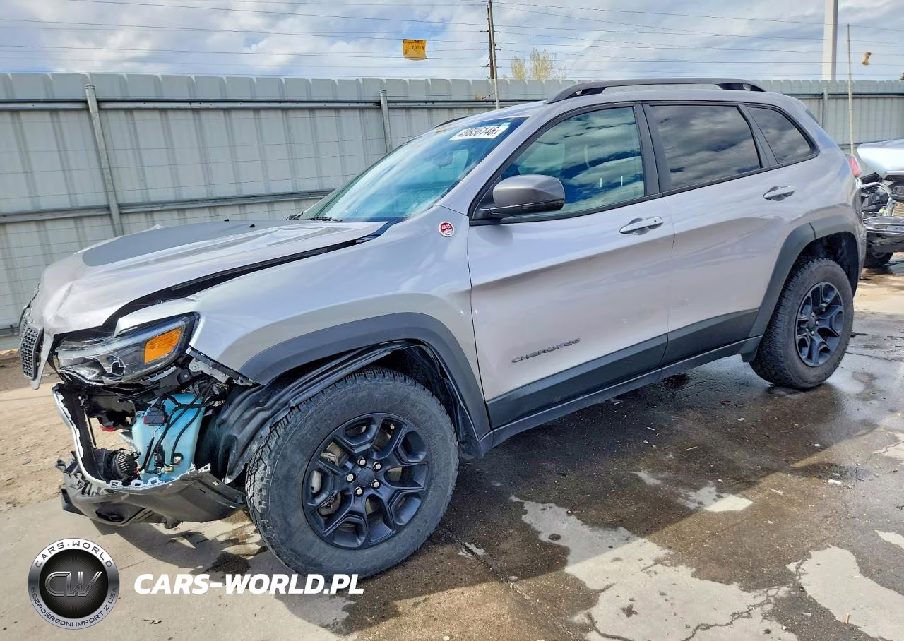 2020 Jeep Cherokee Trailhawk