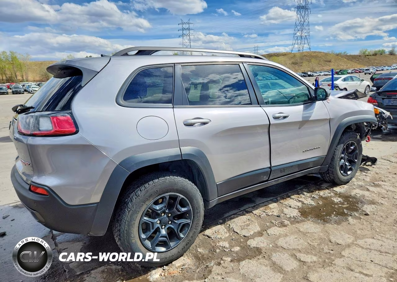 2020 Jeep Cherokee Trailhawk VIN:1C4PJMBX0LD571918 - 3