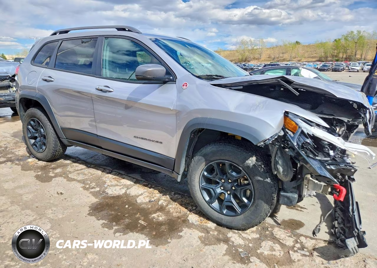 2020 Jeep Cherokee Trailhawk VIN:1C4PJMBX0LD571918 - 4