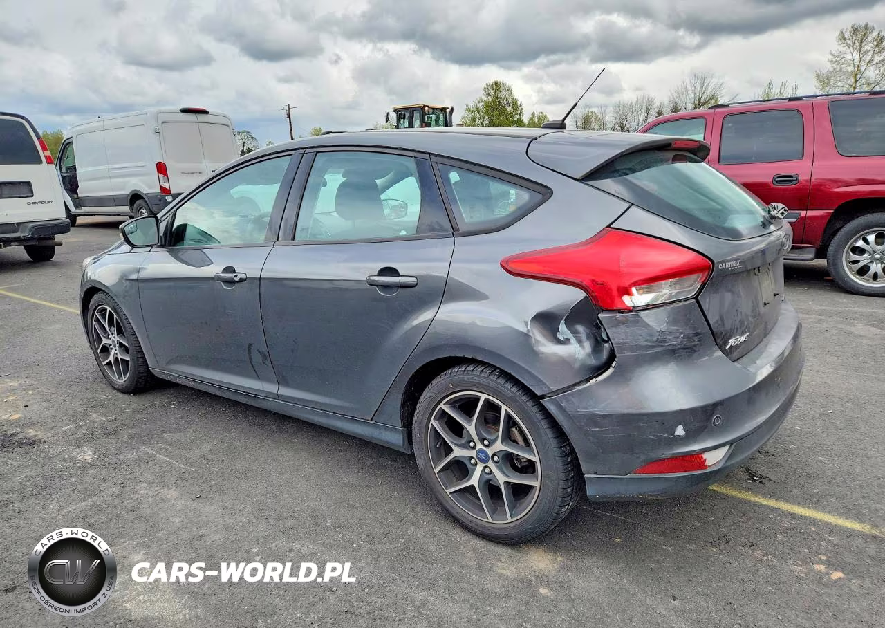 2018 Ford Focus Sel VIN:1FADP3M23JL261946 - 2