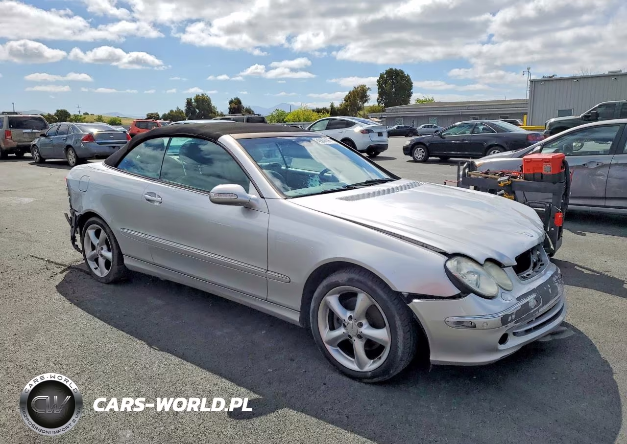 2004 Mercedes-Benz Clk 320 VIN:WDBTK65G74T033306 - 4