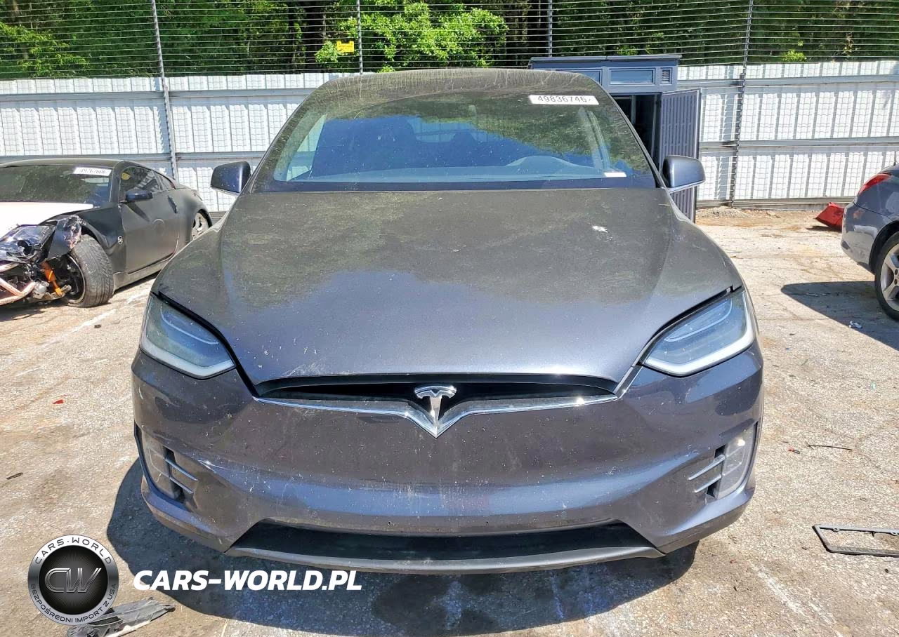 2017 Tesla Model X VIN:5YJXCDE23HF052212 - 5