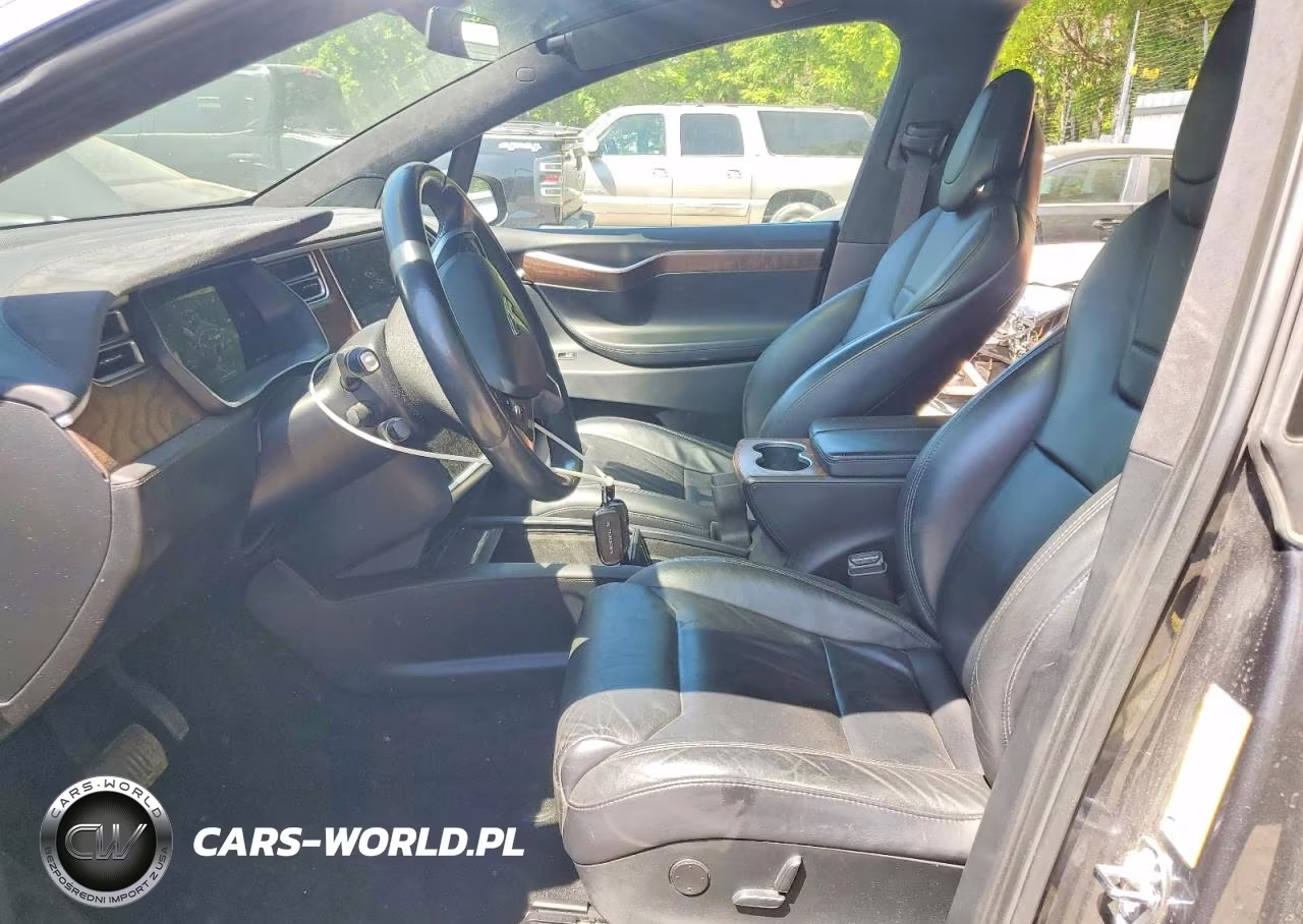 2017 Tesla Model X VIN:5YJXCDE23HF052212 - 7