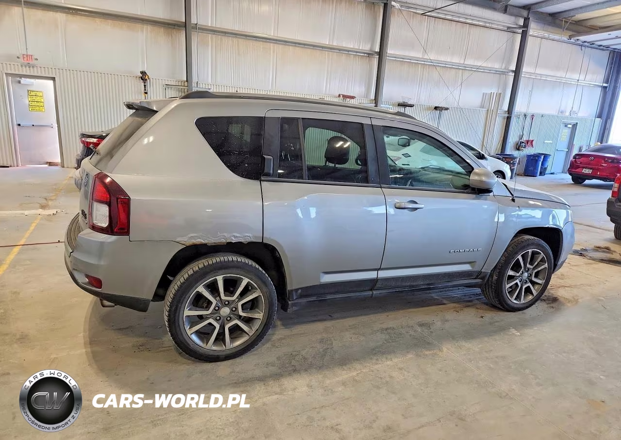 2014 Jeep Compass Limited VIN:1C4NJCCB4ED782109 - 3