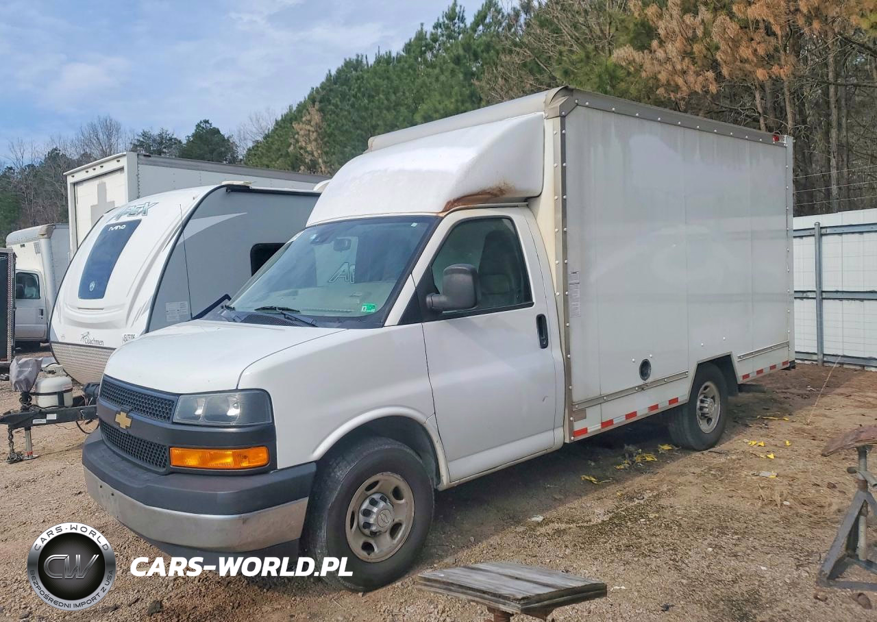 2019 Chevrolet Express Delivery Truck