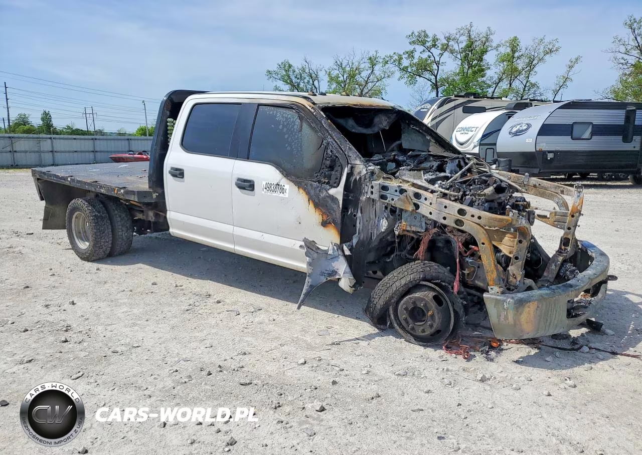 2019 Ford F350 VIN:1FD8W3HTXKEC68878 - 4