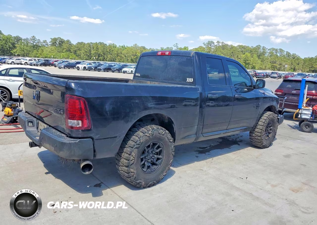 2022 Ram 1500 Classic Slt VIN:1C6RR7GG0NS156728 - 3