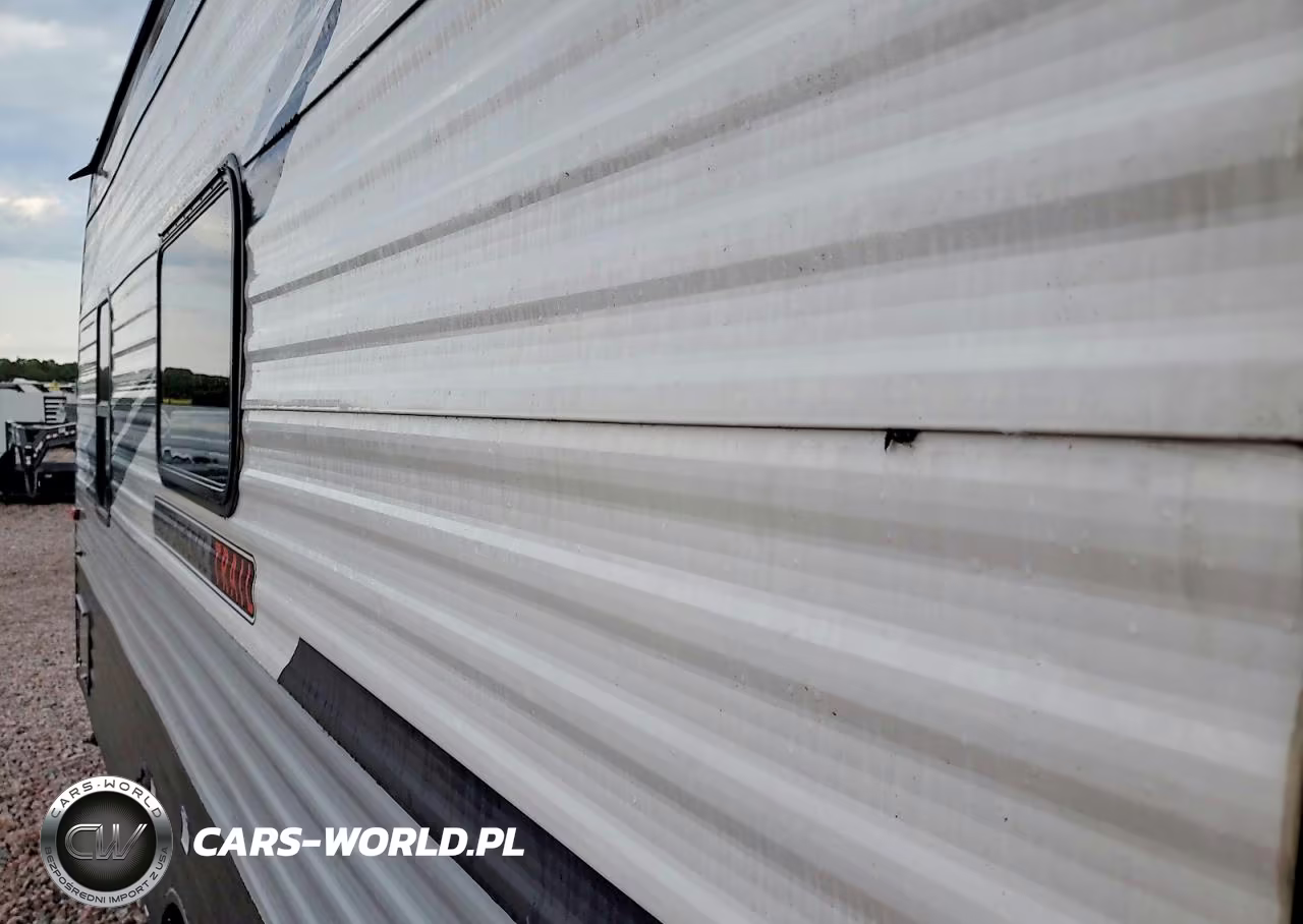 2022 Other Trailer - Camper VIN:5ZT2NTFC1NJ129782 - 8