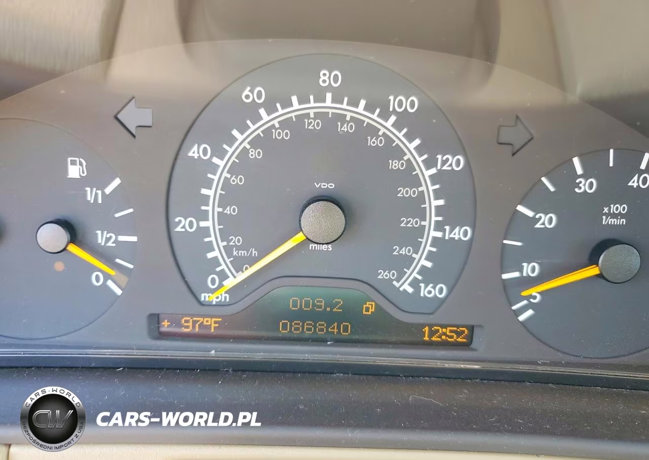 1999 Mercedes-Benz E 320 VIN:WDBJF65H0XA932237 - 9