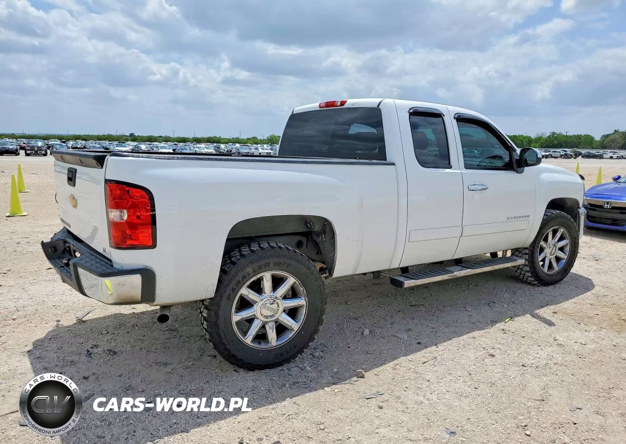 2013 Chevrolet Silverado C1500 Lt VIN:1GCRCSEA3DZ296838 - 3