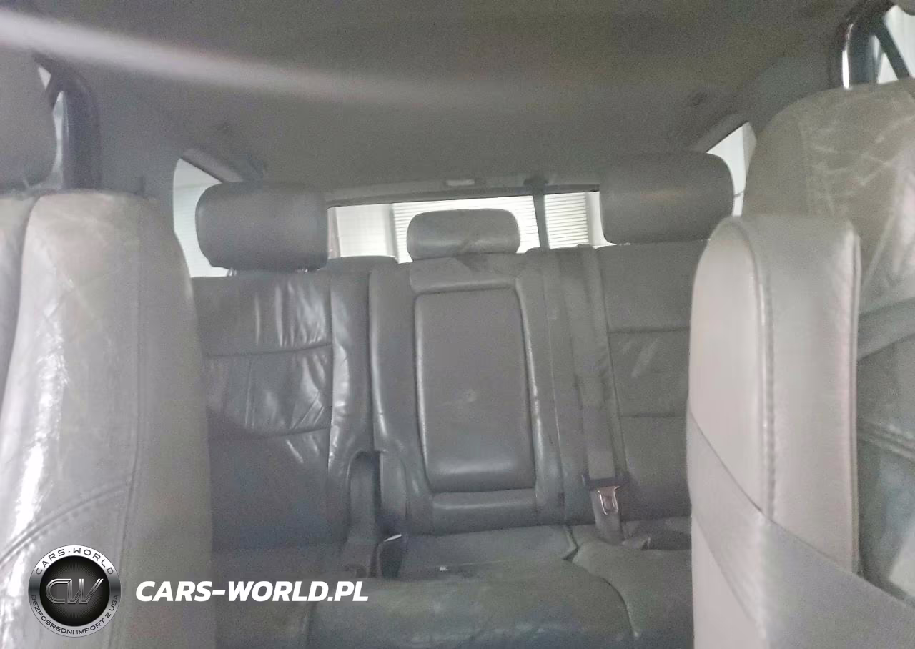 2003 Toyota Sequoia Sr5 VIN:5TDBT44A03S189213 - 10