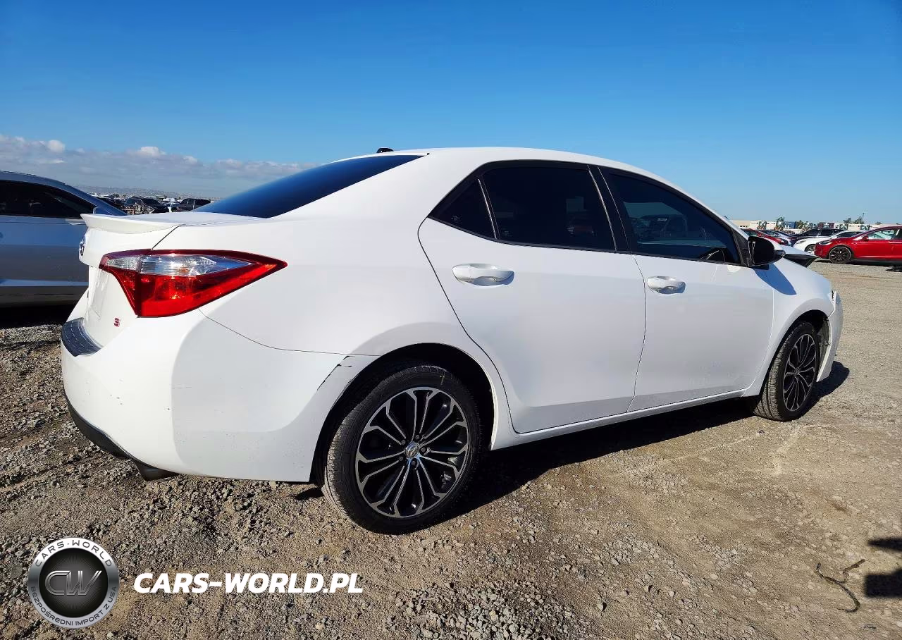 2015 Toyota Corolla S Premium VIN:5YFBURHE3FP243818 - 3
