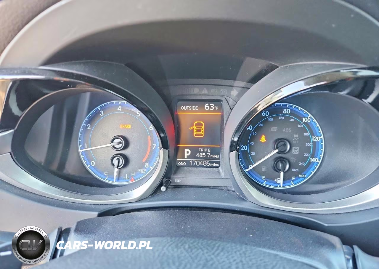 2015 Toyota Corolla S Premium VIN:5YFBURHE3FP243818 - 9