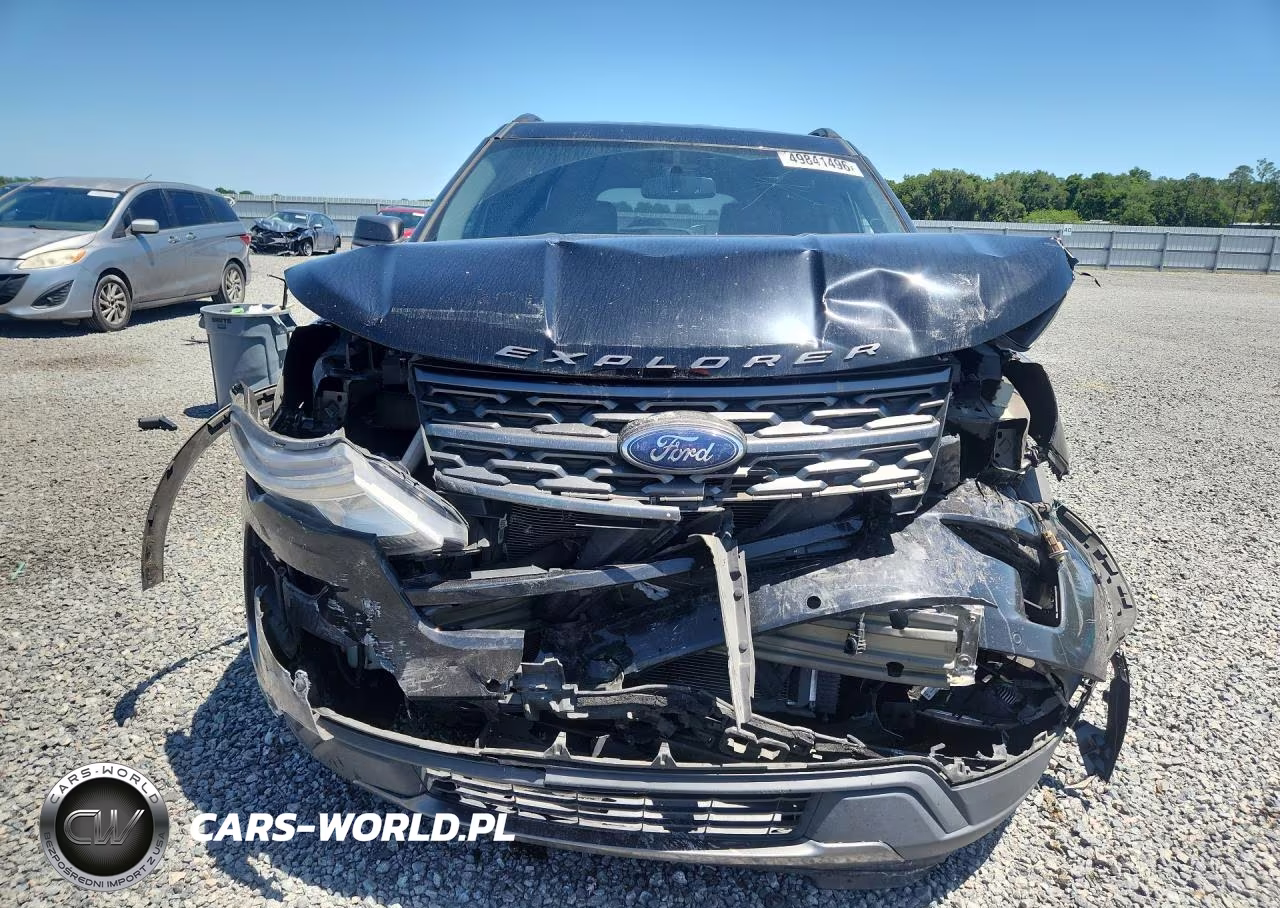 2018 Ford Explorer Xlt VIN:1FM5K7D86JGB27185 - 5