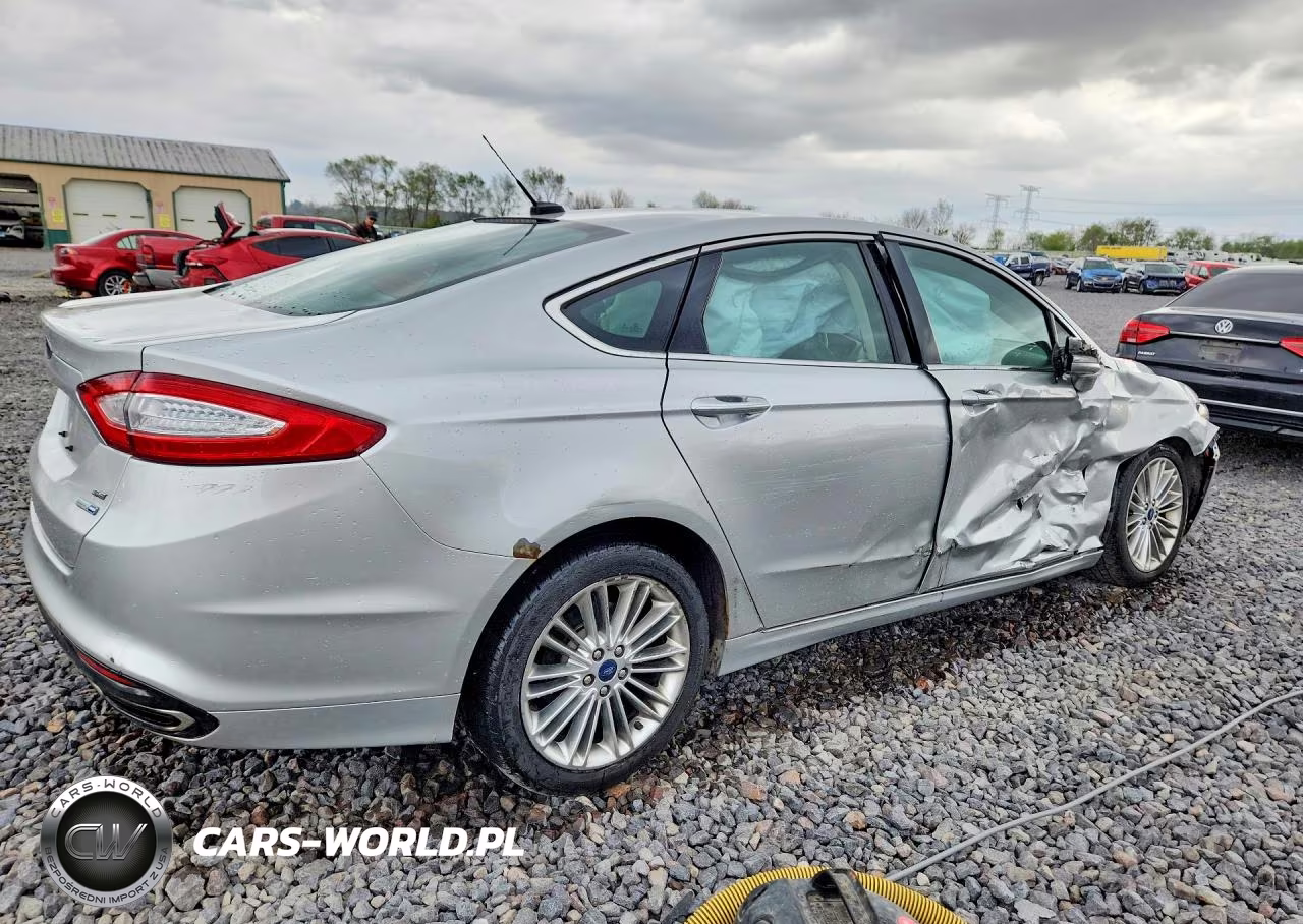 2015 Ford Fusion Se VIN:3FA6P0T99FR257656 - 3