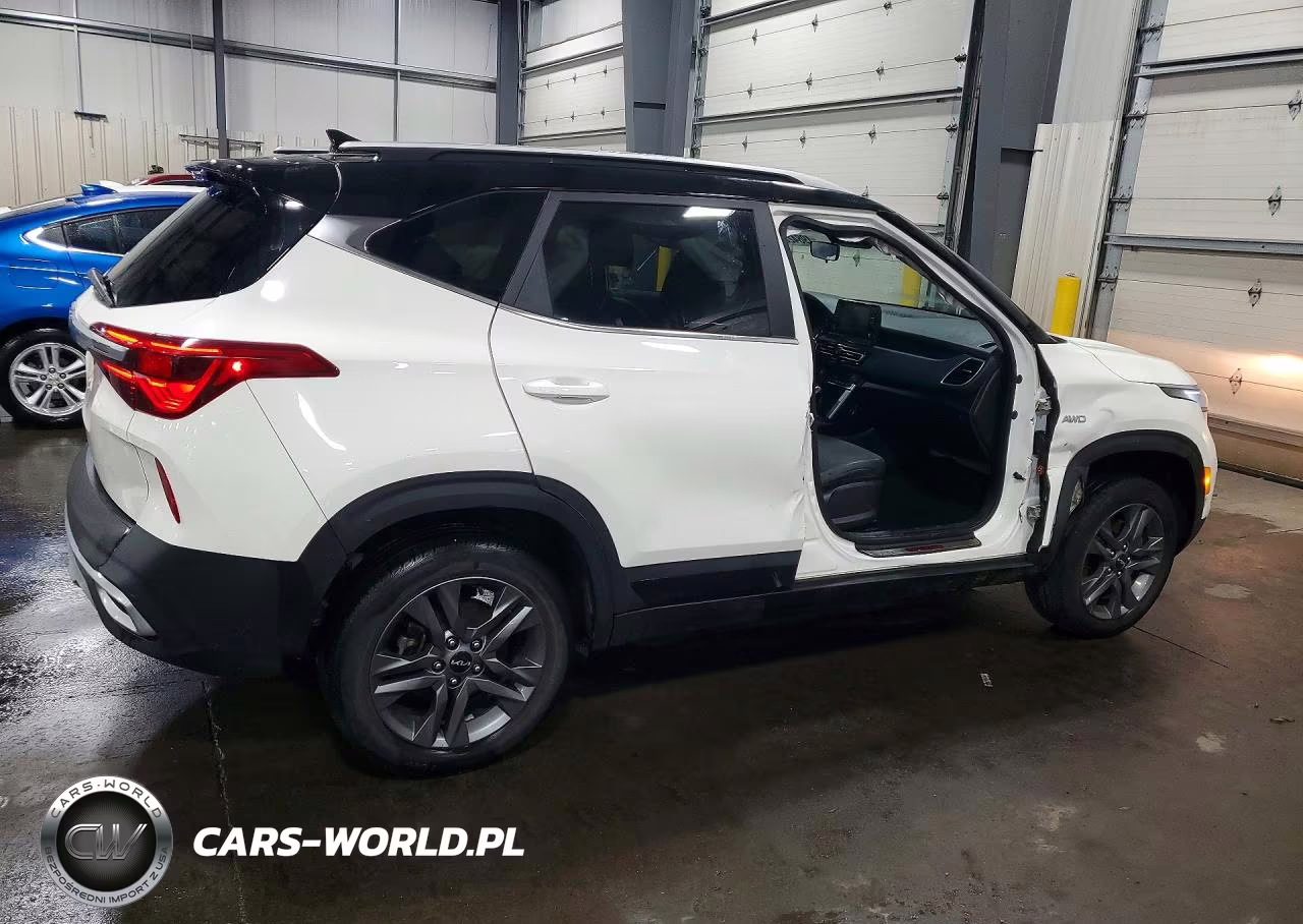 2023 Kia Seltos S VIN:KNDEUCAA4P7376799 - 3