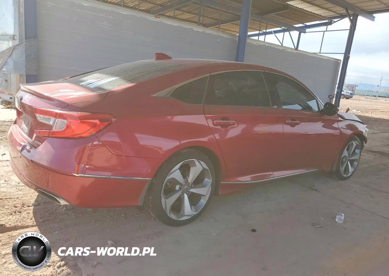 2018 Honda Accord Touring VIN:1HGCV1F91JA073160 - 3