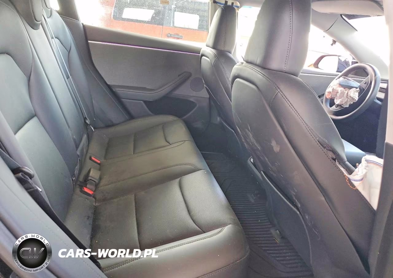2025 Tesla Model 3 VIN:5YJ3E1EA6SF880714 - 10