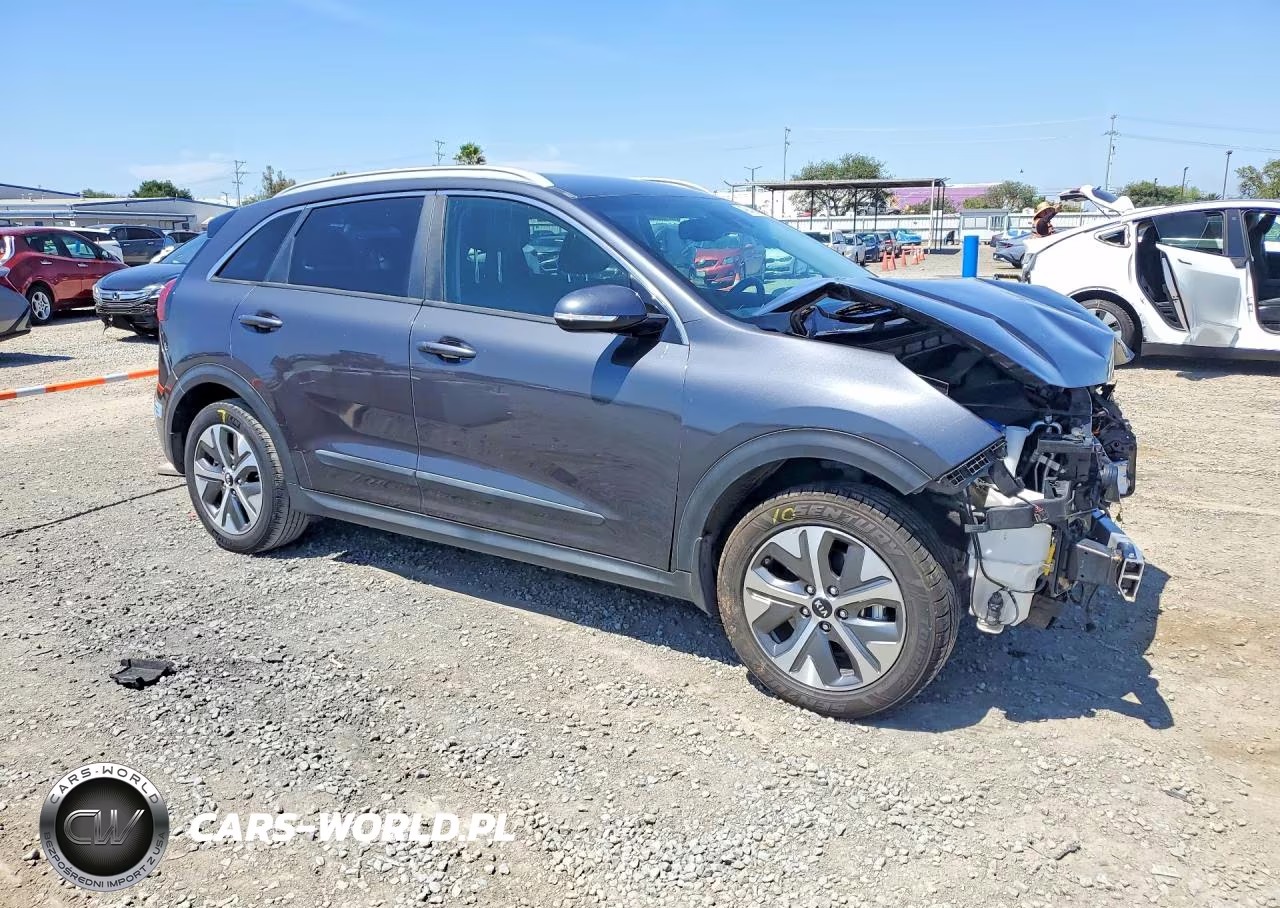 2020 Kia Niro Ex VIN:KNDCC3LG7L5055910 - 4