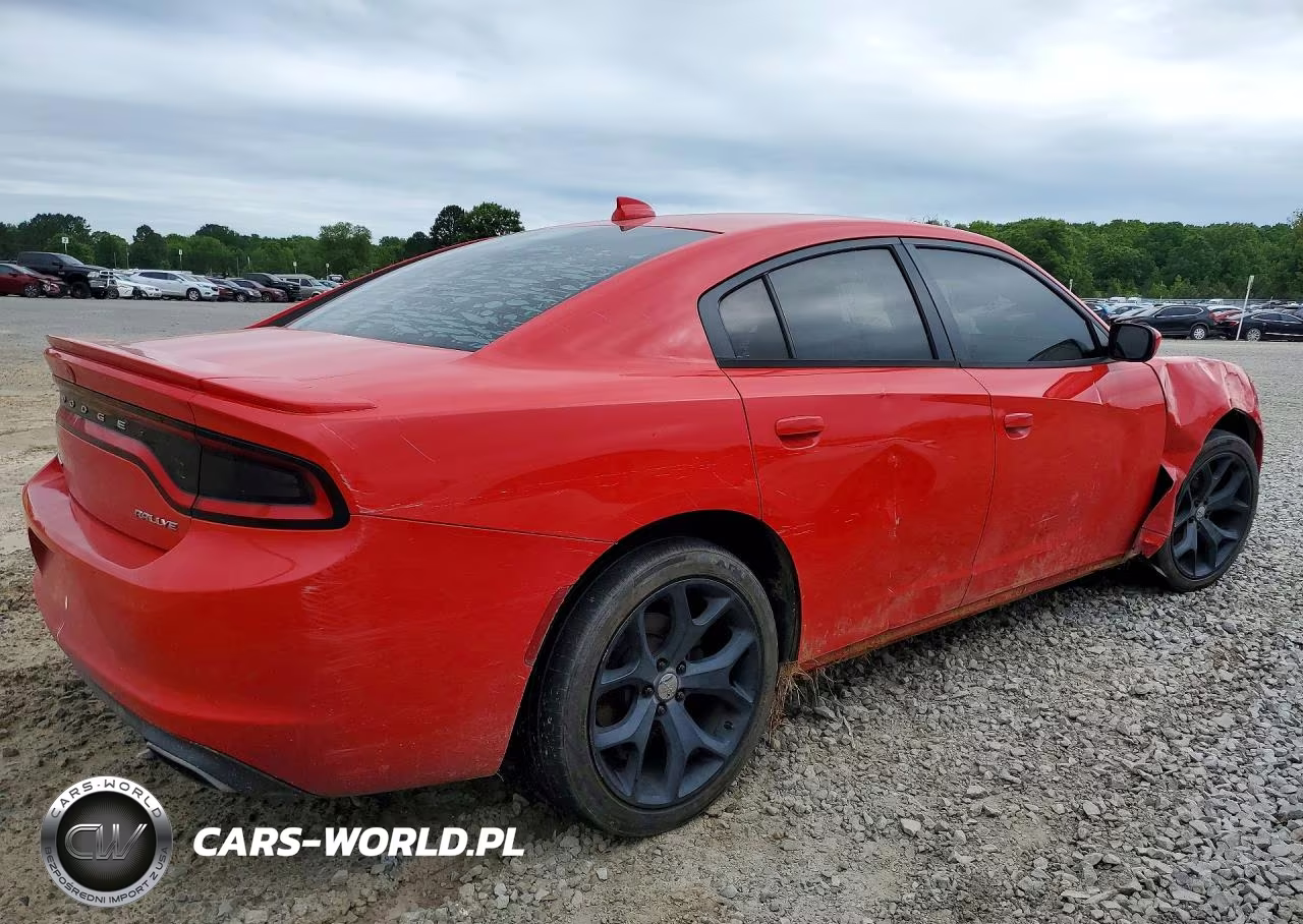 2015 Dodge Charger Sxt VIN:2C3CDXHG7FH858277 - 3