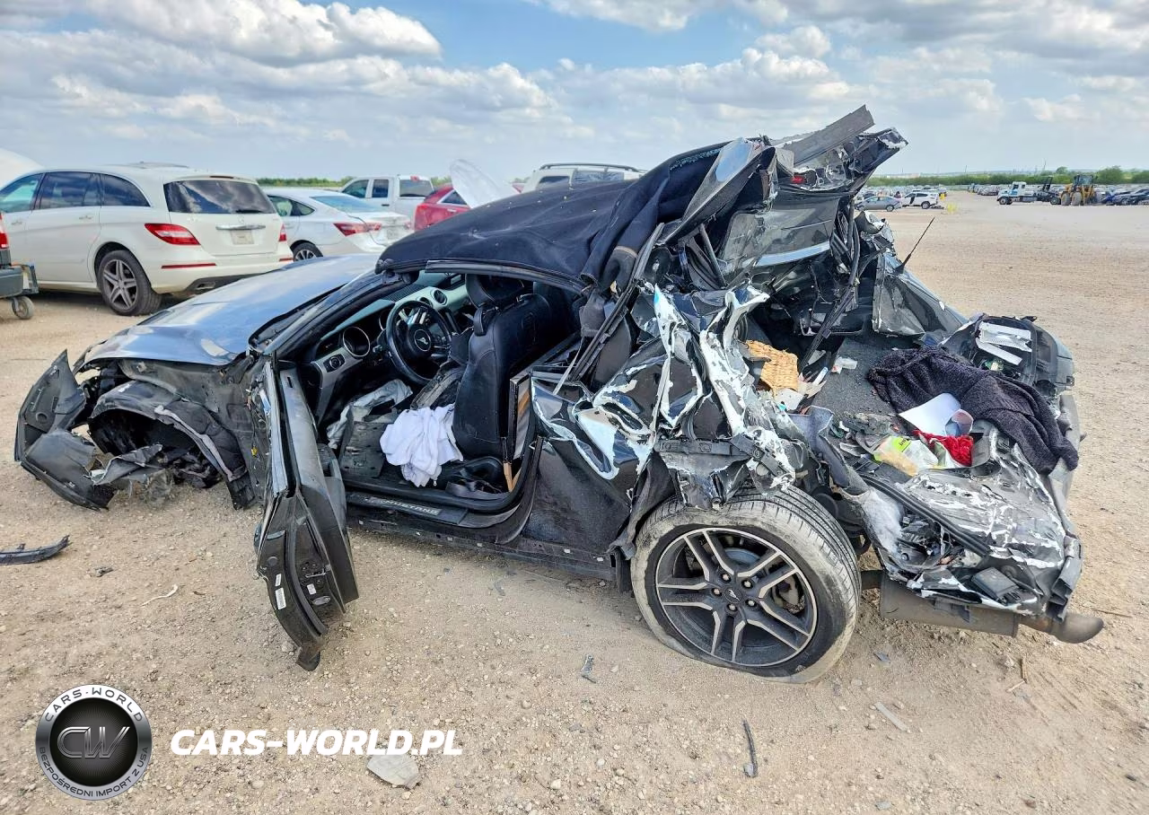 2021 Ford Mustang VIN:1FATP8UH2M5120694 - 2