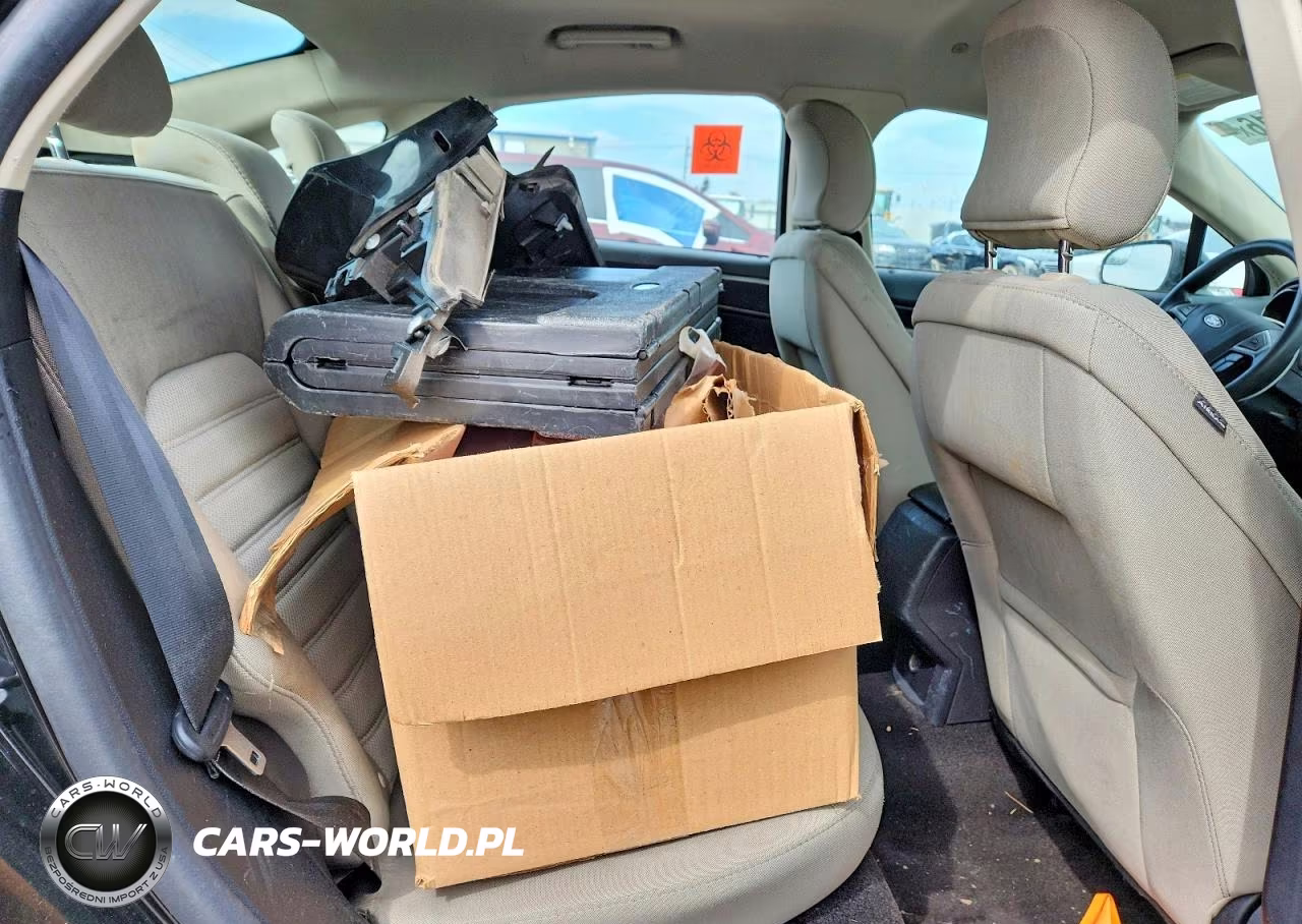 2018 Ford Fusion Hybrid S VIN:3FA6P0UU3JR273668 - 10