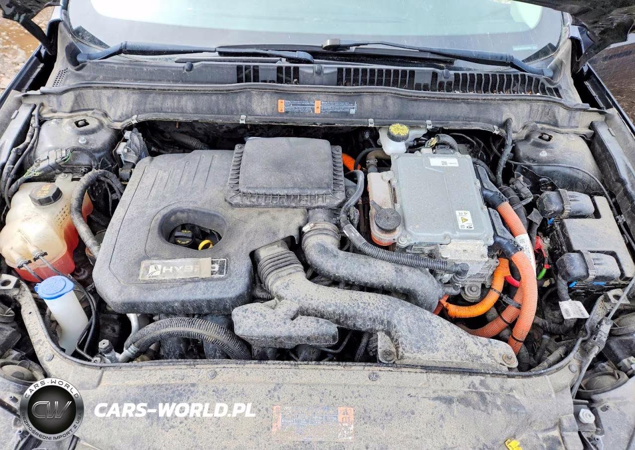 2018 Ford Fusion Hybrid S VIN:3FA6P0UU3JR273668 - 11