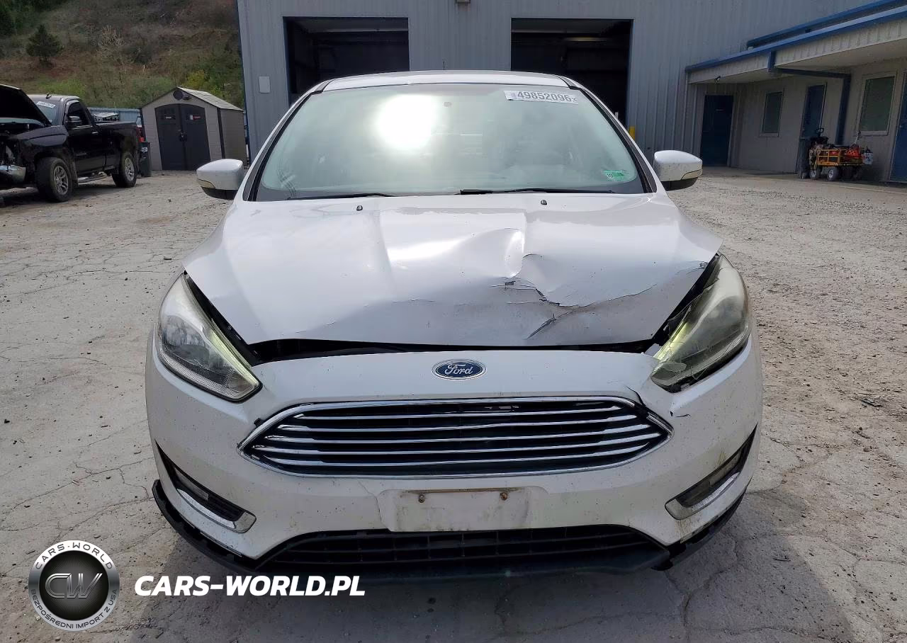 2016 Ford Focus Titanium VIN:1FADP3J22GL378298 - 5