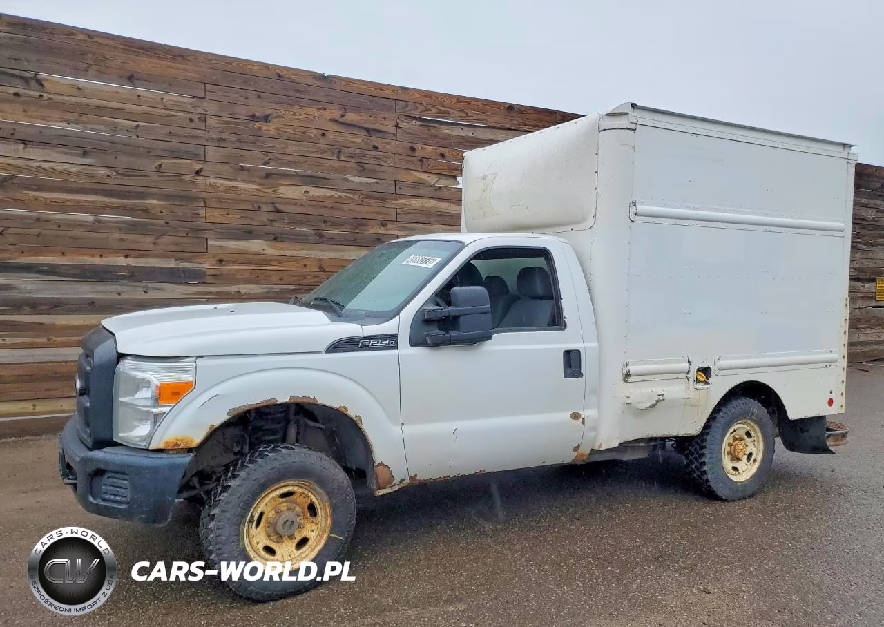 2016 Ford F250 Super Duty Box Truck