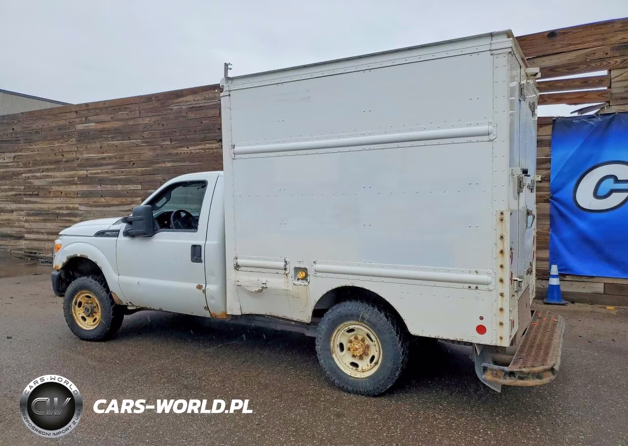 2016 Ford F250 Super Duty Box Truck VIN:1FDBF2B61GED17640 - 2