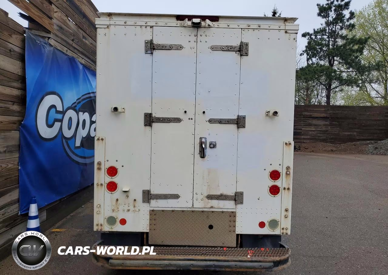 2016 Ford F250 Super Duty Box Truck VIN:1FDBF2B61GED17640 - 6
