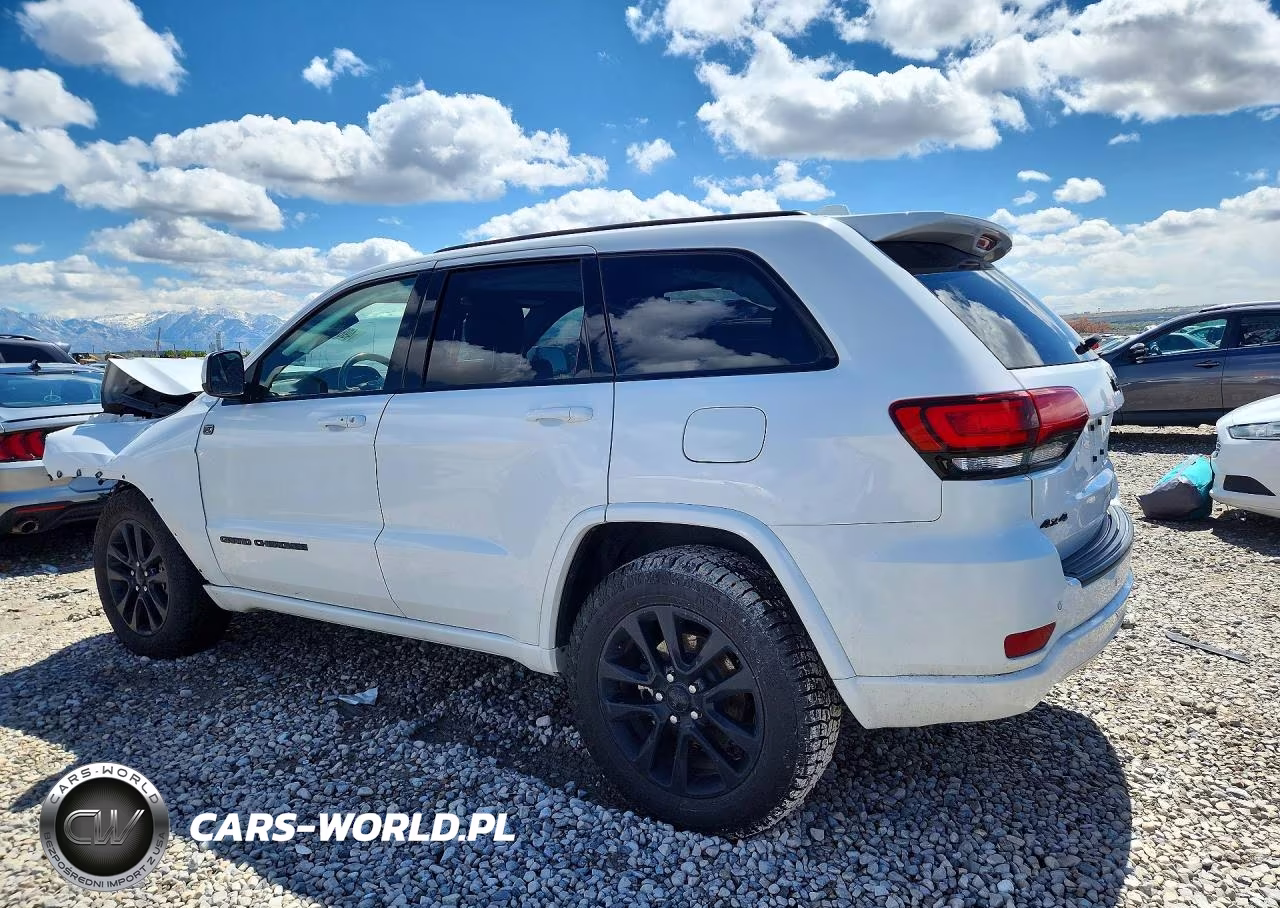 2019 Jeep Grand Cherokee Laredo VIN:1C4RJFAG5KC554235 - 2