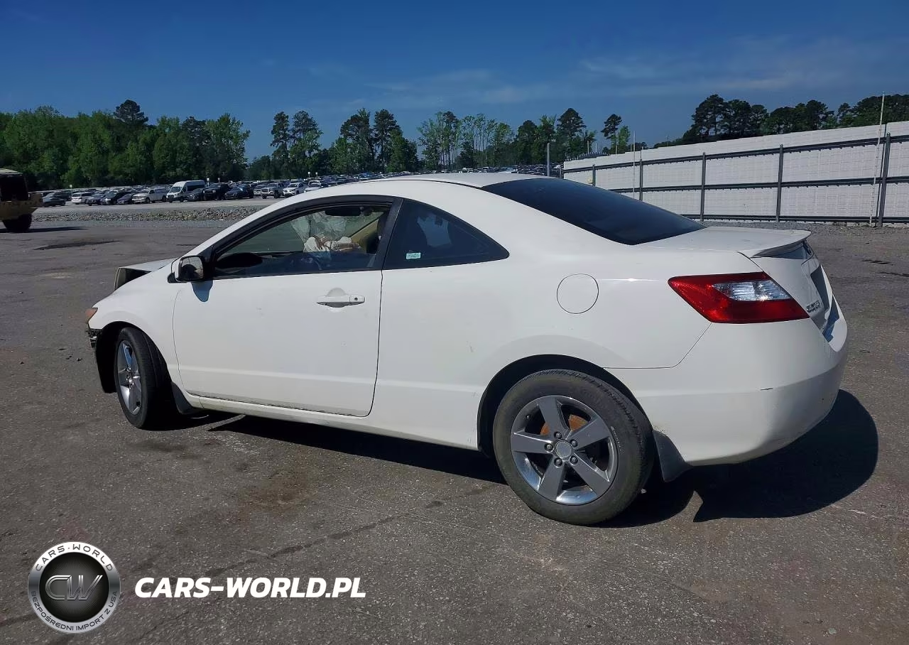 2008 Honda Civic Lx VIN:2HGFG12618H572930 - 2