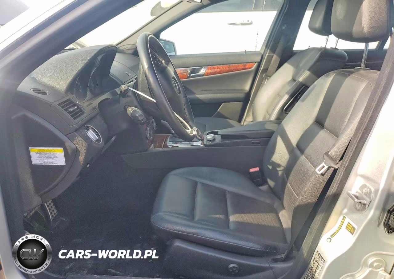 2011 Mercedes-Benz C 300 4Matic VIN:WDDGF8BB1BR148348 - 7