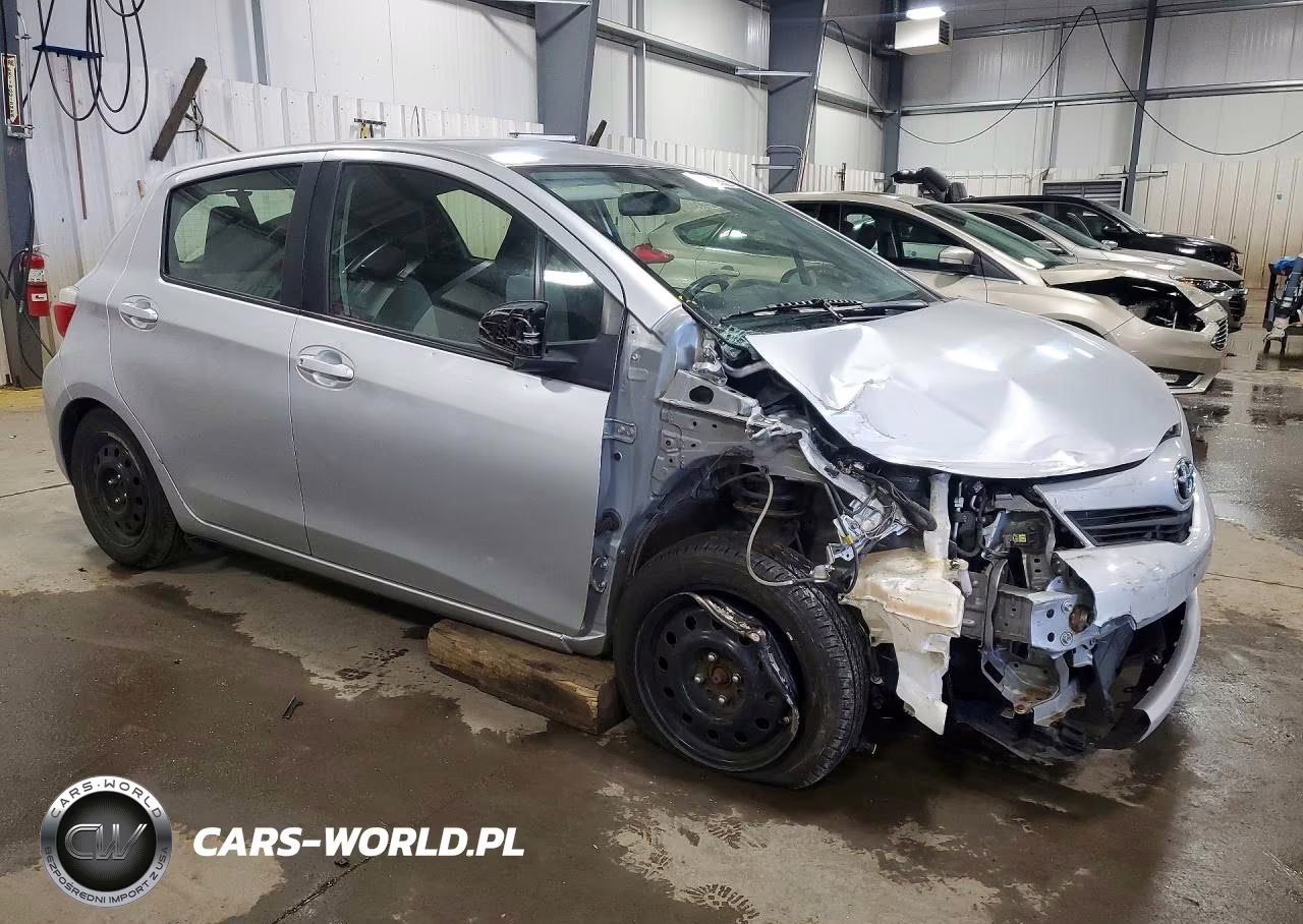 2012 Toyota Yaris 5-Door Le VIN:JTDKTUD36CD523600 - 4