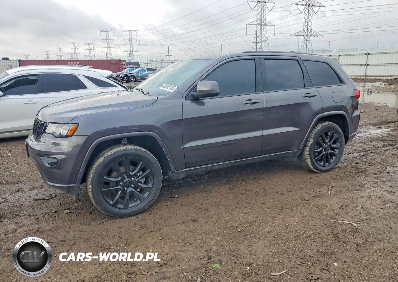 2020 Jeep Grand Cherokee Laredo