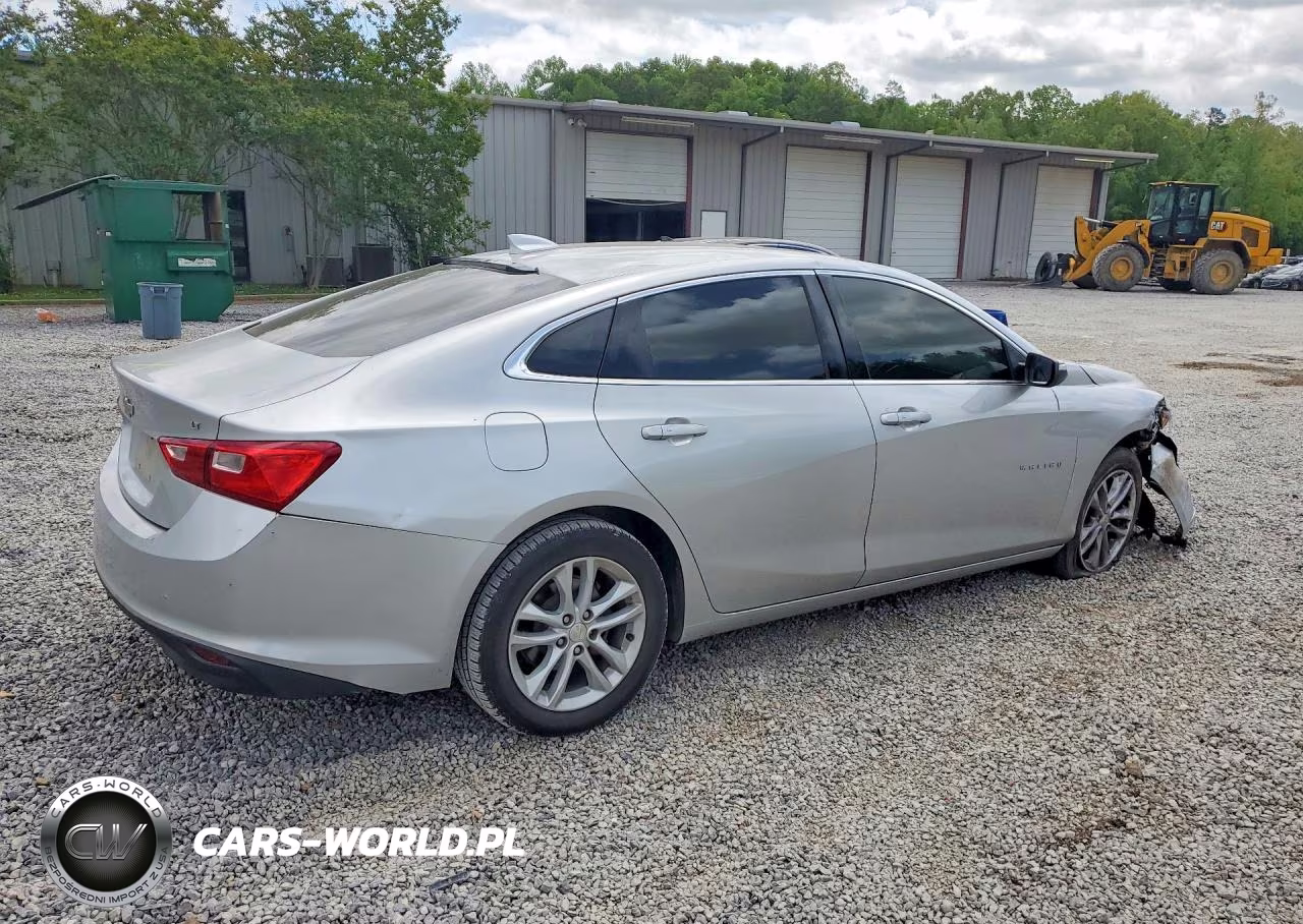 2017 Chevrolet Malibu Lt VIN:1G1ZE5ST5HF165668 - 3