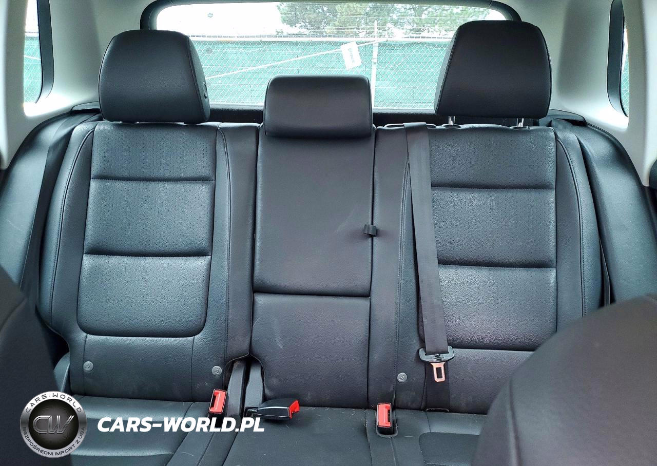 2016 Volkswagen Tiguan S VIN:WVGBV7AX0GW510480 - 10