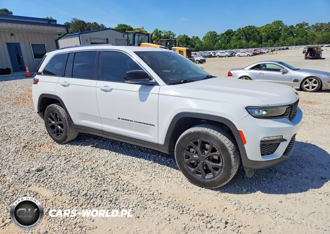 2023 Jeep Grand Cherokee Limited VIN:1C4RJGBGXPC544473 - 4