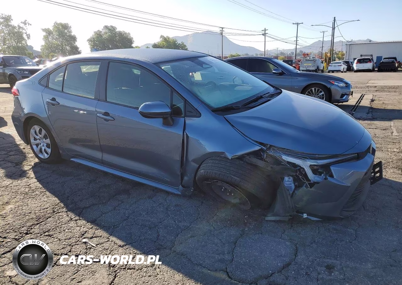 2025 Toyota Corolla Hybrid Le VIN:JTDBCMFE5S3086062 - 4