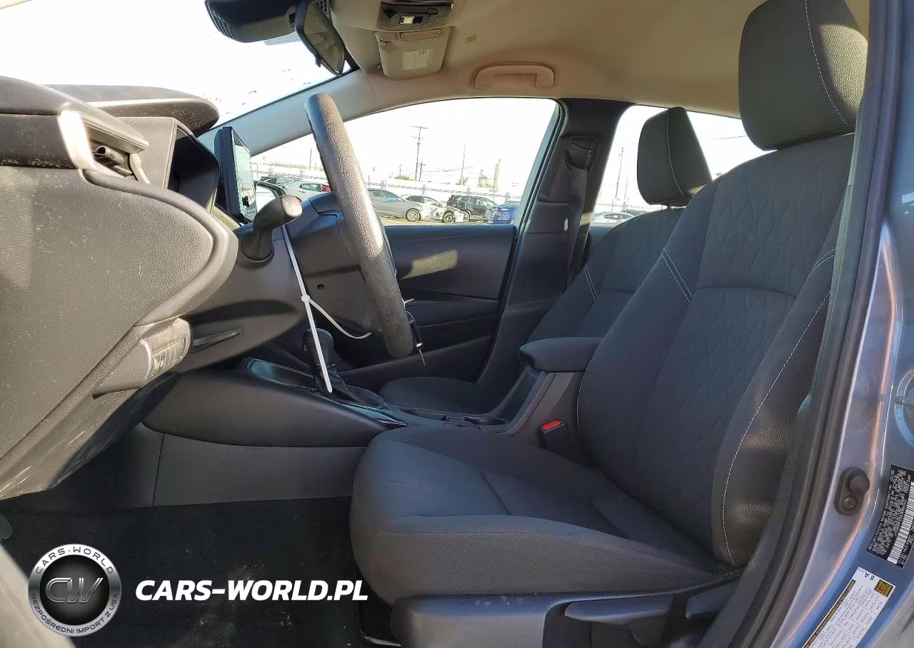 2025 Toyota Corolla Hybrid Le VIN:JTDBCMFE5S3086062 - 7