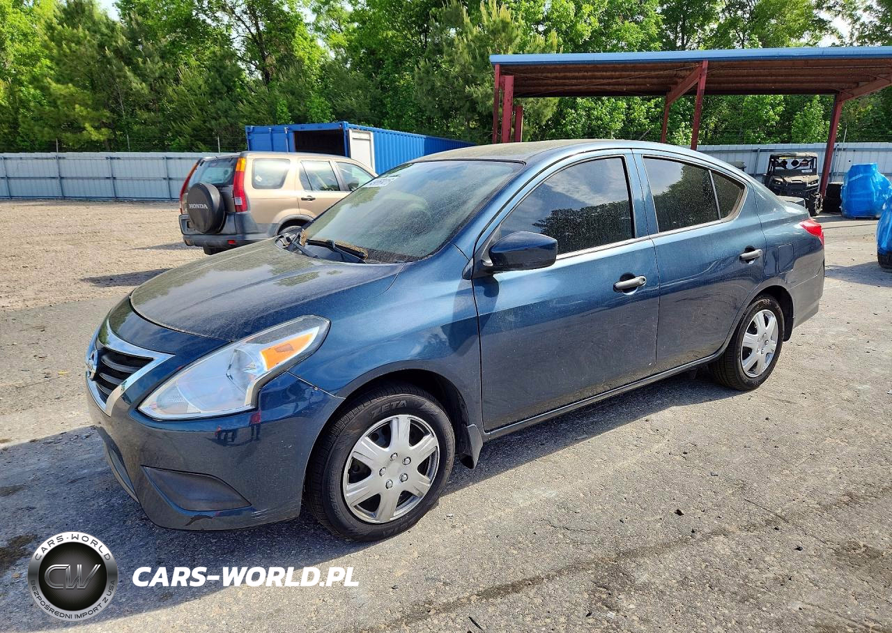 2017 Nissan Versa 1.6 S Plus
