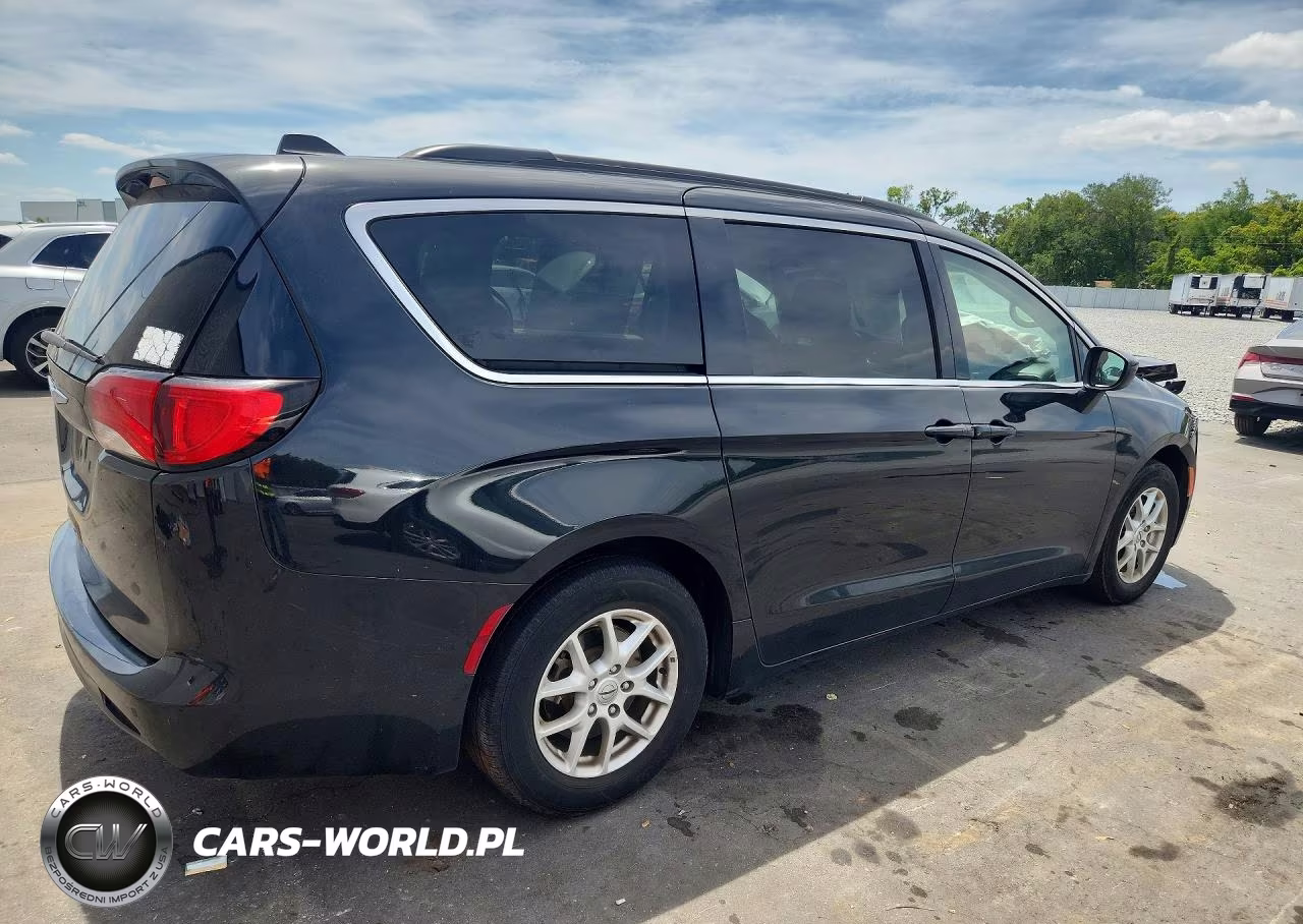 2021 Chrysler Voyager Lxi VIN:2C4RC1DG1MR512714 - 3