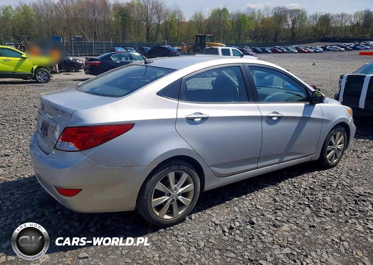 2014 Hyundai Accent Gls VIN:KMHCU4AE5EU612578 - 3