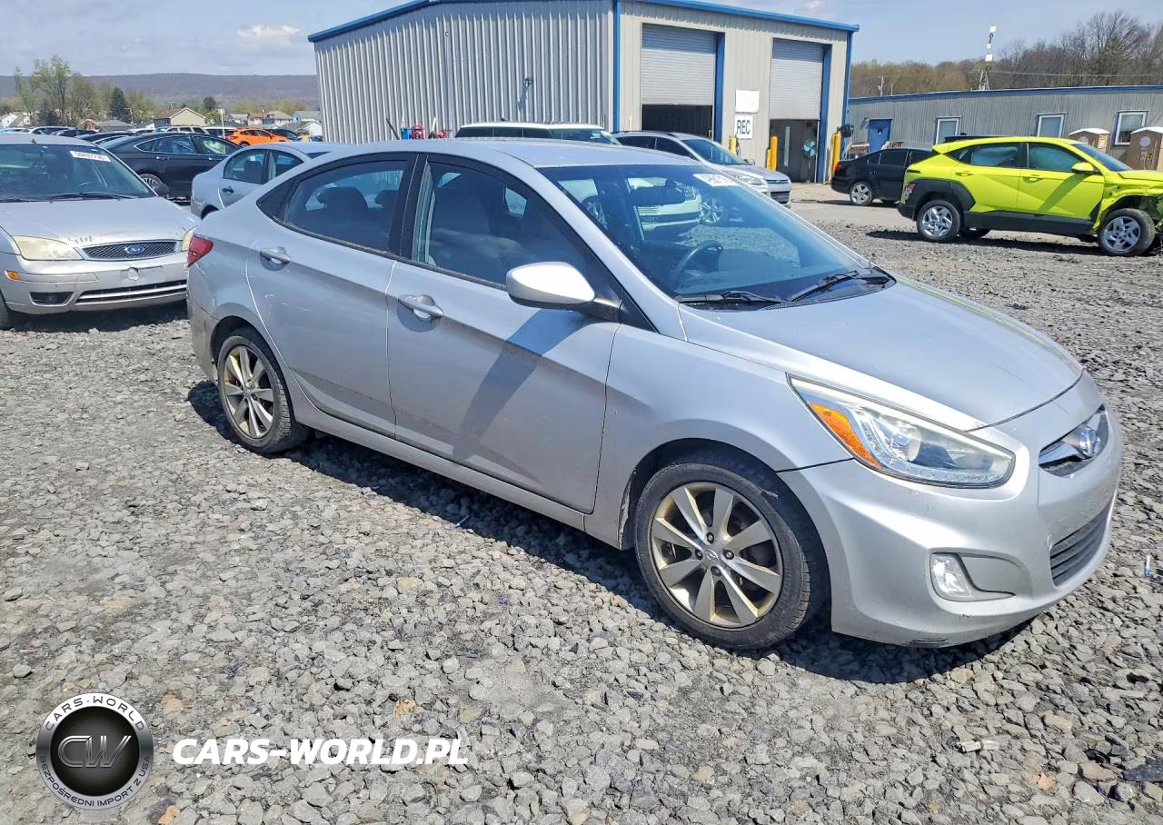 2014 Hyundai Accent Gls VIN:KMHCU4AE5EU612578 - 4