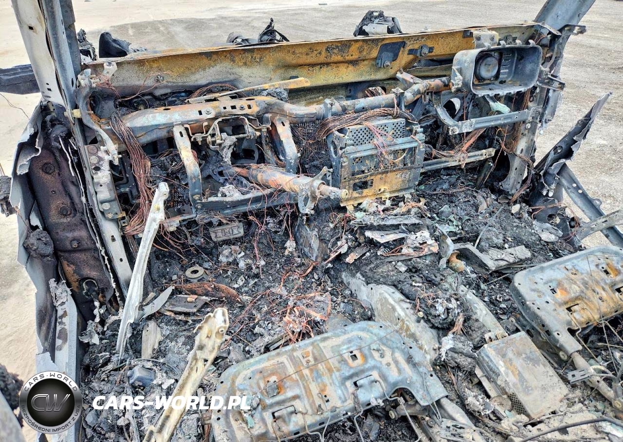 2022 Ford Bronco Base VIN:1FMEE5DP5NLB39148 - 8