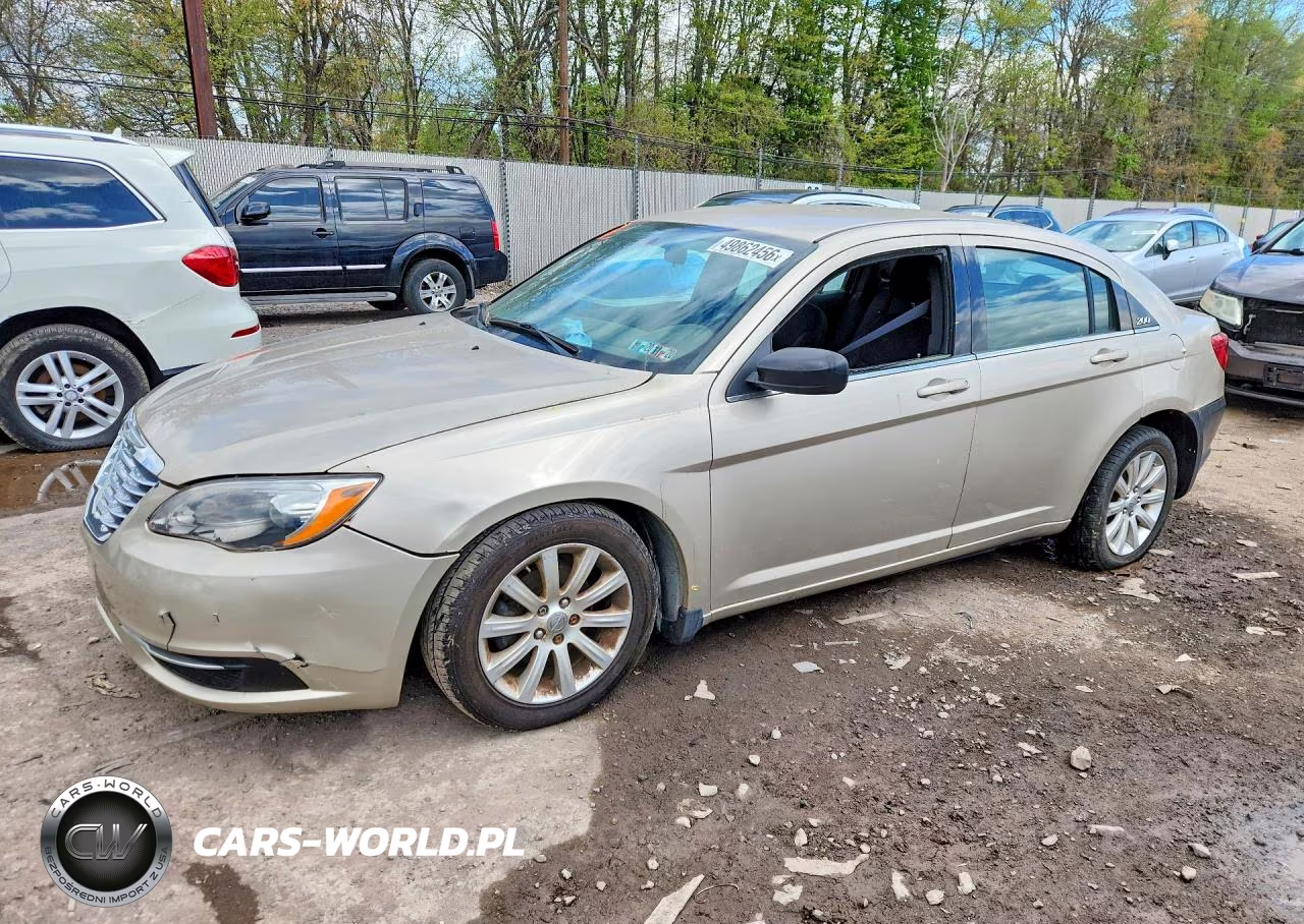 2014 Chrysler 200 Touring – zdjęcie 1 z 12