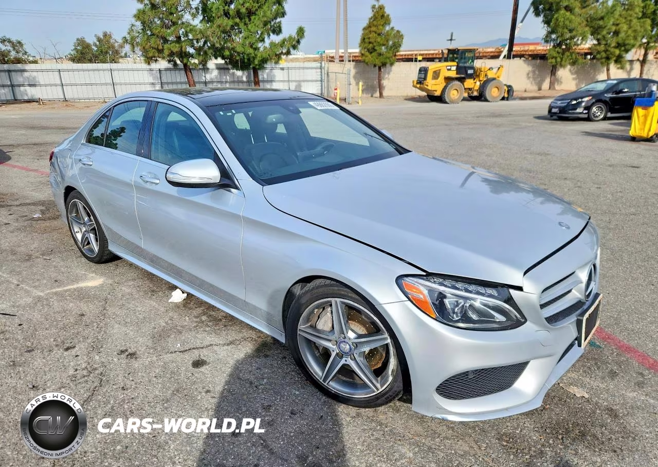 2015 Mercedes-Benz C 300 4Matic VIN:55SWF4KBXFU011689 - 4