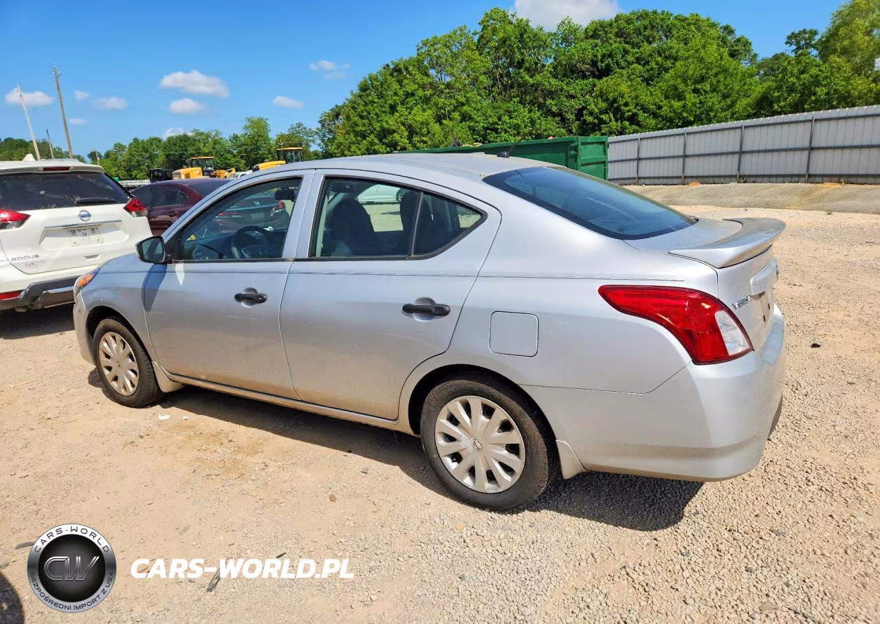 2017 Nissan Versa 1.6 S Plus VIN:3N1CN7AP6HL821527 - 2